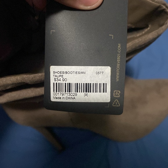 Booties - Picture 4 of 5